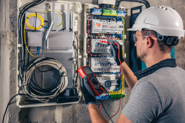 Best Commercial Electrician Services  in Long Neck, DE